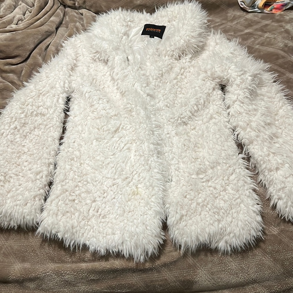 Fluffy white coat !